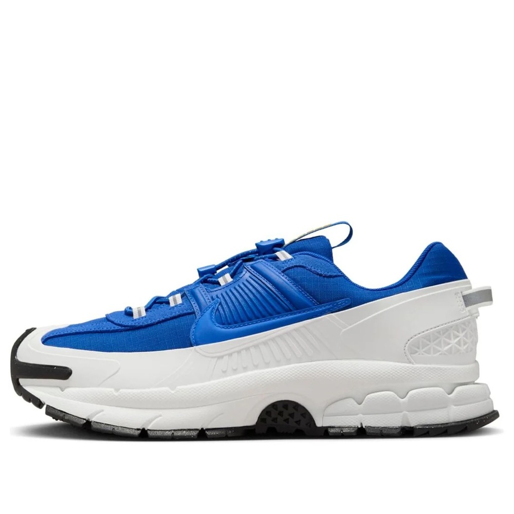 Nike Men’s Sneakers in Blue and White